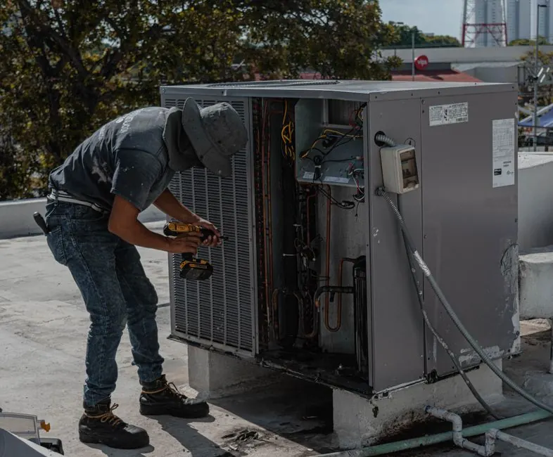 Key Benefits of Tankless Water Heater Services